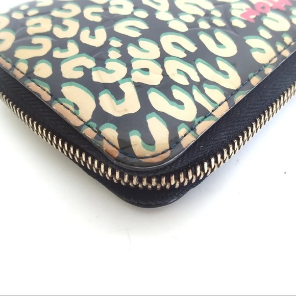 AUTH Louis Vuitton LV Vernis Long Zip Leopard Wallet - Picture 4 of 9
